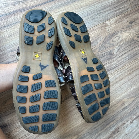 Dr Martens Fishermen Sandals Men 14 Brown Chunky Y2K Sandals Leather Closed toe